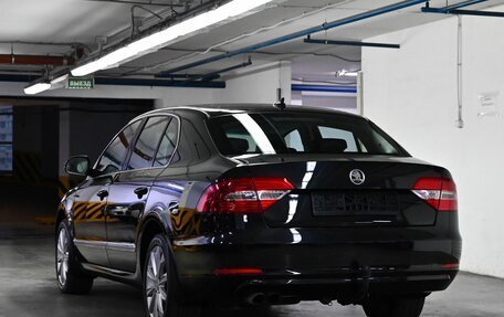 Skoda Superb III рестайлинг, 2013 год, 1 095 000 рублей, 3 фотография