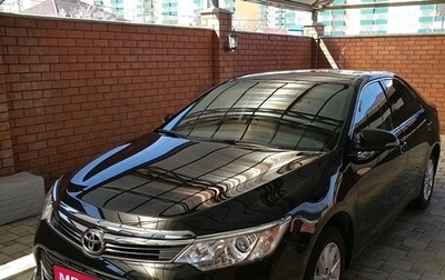 Toyota Camry, 2015 год, 1 900 000 рублей, 1 фотография