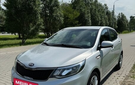 KIA Rio III рестайлинг, 2015 год, 970 000 рублей, 4 фотография