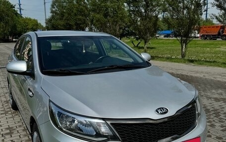 KIA Rio III рестайлинг, 2015 год, 970 000 рублей, 2 фотография