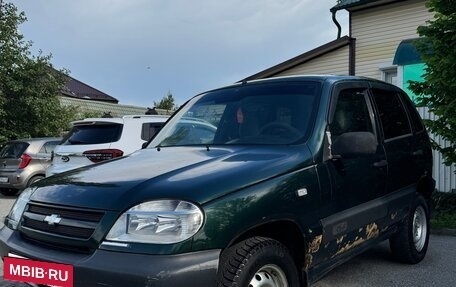 Chevrolet Niva I рестайлинг, 2003 год, 204 000 рублей, 2 фотография