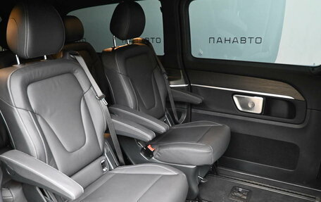 Mercedes-Benz V-Класс, 2024 год, 14 300 000 рублей, 16 фотография