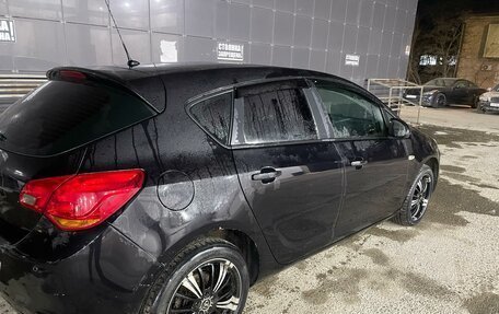 Opel Astra J, 2010 год, 480 000 рублей, 1 фотография
