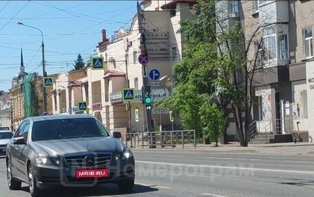 Mercedes-Benz E-Класс, 2011 год, 1 399 999 рублей, 1 фотография