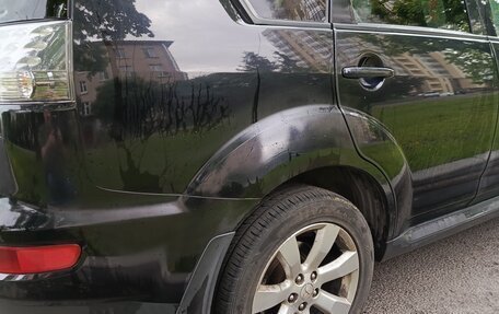 Mitsubishi Outlander III рестайлинг 3, 2010 год, 1 150 000 рублей, 8 фотография