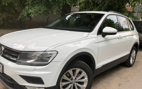 Volkswagen Tiguan II, 2017 год, 1 600 000 рублей, 3 фотография