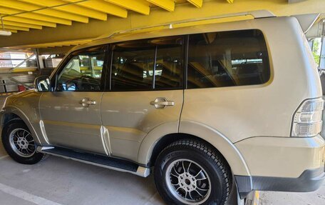 Mitsubishi Pajero IV, 2008 год, 1 800 000 рублей, 2 фотография