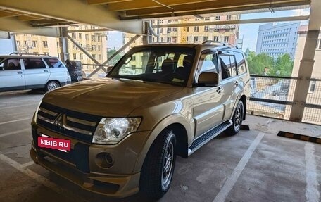 Mitsubishi Pajero IV, 2008 год, 1 800 000 рублей, 11 фотография