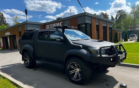 Toyota Hilux VII, 2014 год, 3 999 999 рублей, 2 фотография
