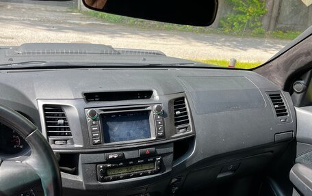Toyota Hilux VII, 2014 год, 3 999 999 рублей, 12 фотография
