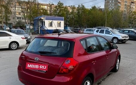 KIA cee'd I рестайлинг, 2009 год, 700 000 рублей, 5 фотография
