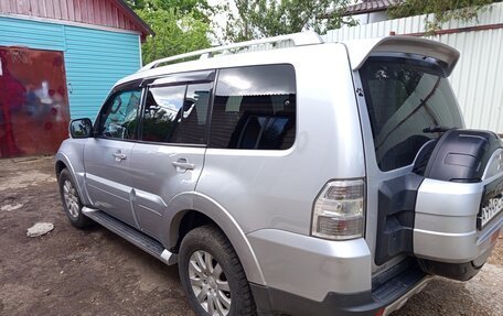 Mitsubishi Pajero IV, 2008 год, 1 800 000 рублей, 3 фотография