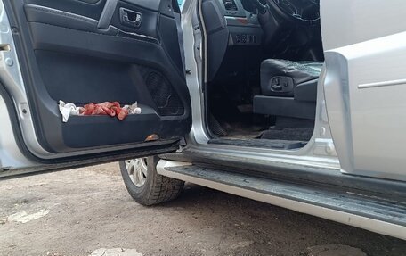 Mitsubishi Pajero IV, 2008 год, 1 800 000 рублей, 8 фотография