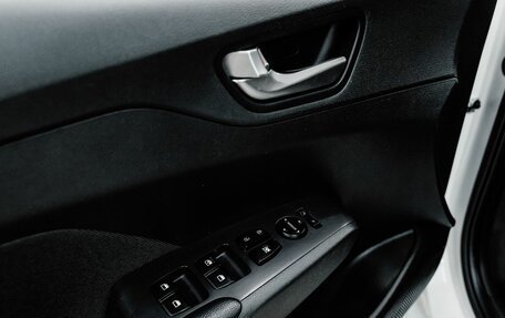 Hyundai Solaris II рестайлинг, 2021 год, 1 650 000 рублей, 21 фотография