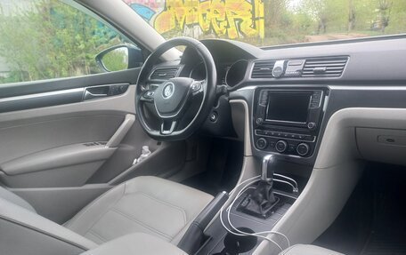 Volkswagen Passat B8 рестайлинг, 2018 год, 2 000 000 рублей, 5 фотография