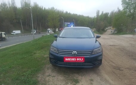Volkswagen Passat B8 рестайлинг, 2018 год, 2 000 000 рублей, 3 фотография