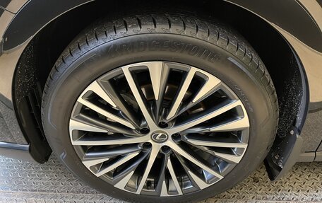 Lexus RX IV рестайлинг, 2023 год, 8 700 000 рублей, 9 фотография