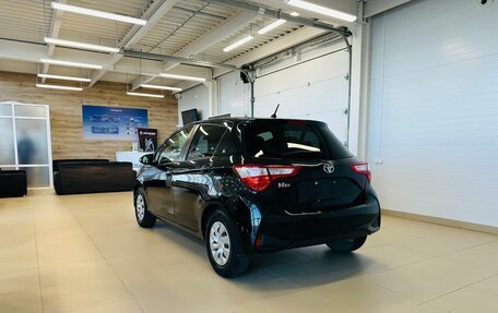 Toyota Vitz, 2018 год, 1 079 000 рублей, 4 фотография
