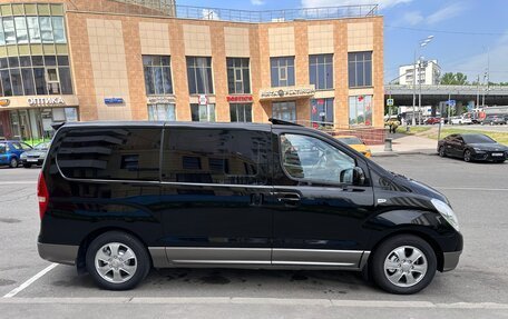 Hyundai Grand Starex Grand Starex I рестайлинг 2, 2010 год, 1 700 000 рублей, 7 фотография