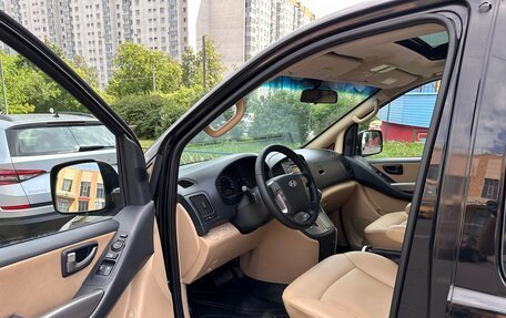 Hyundai Grand Starex Grand Starex I рестайлинг 2, 2010 год, 1 700 000 рублей, 18 фотография