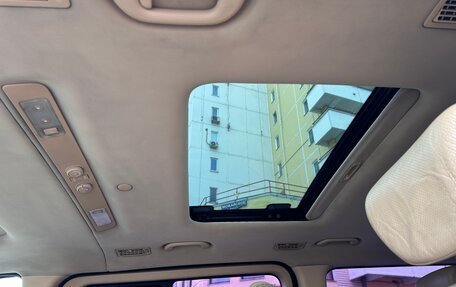 Hyundai Grand Starex Grand Starex I рестайлинг 2, 2010 год, 1 700 000 рублей, 24 фотография