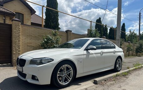 BMW 5 серия, 2014 год, 2 560 000 рублей, 3 фотография