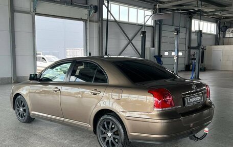 Toyota Avensis III рестайлинг, 2005 год, 609 000 рублей, 4 фотография