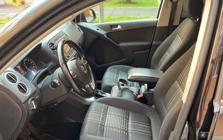 Volkswagen Tiguan I, 2016 год, 1 600 000 рублей, 4 фотография