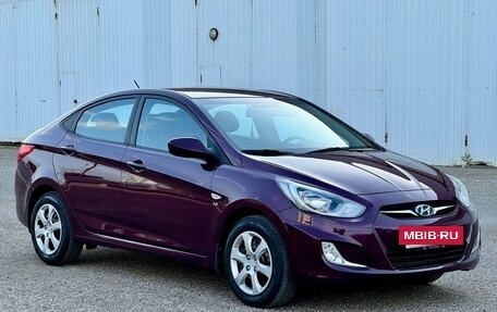 Hyundai Solaris II рестайлинг, 2011 год, 1 300 000 рублей, 2 фотография