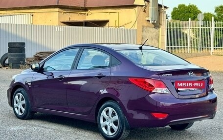 Hyundai Solaris II рестайлинг, 2011 год, 1 300 000 рублей, 3 фотография