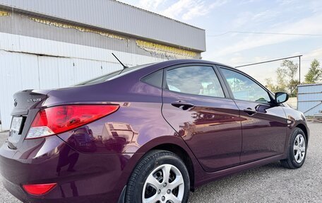 Hyundai Solaris II рестайлинг, 2011 год, 1 300 000 рублей, 10 фотография