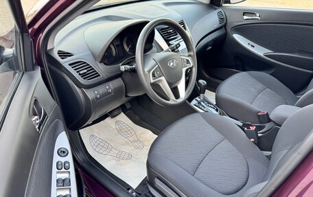 Hyundai Solaris II рестайлинг, 2011 год, 1 300 000 рублей, 17 фотография