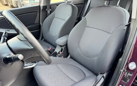 Hyundai Solaris II рестайлинг, 2011 год, 1 300 000 рублей, 19 фотография