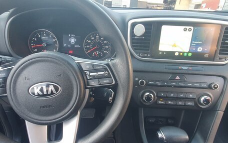 KIA Sportage IV рестайлинг, 2020 год, 2 300 000 рублей, 9 фотография