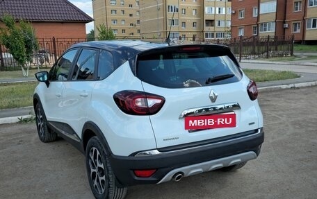 Renault Kaptur I рестайлинг, 2017 год, 1 650 000 рублей, 5 фотография