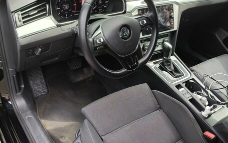 Volkswagen Passat B8 рестайлинг, 2018 год, 2 290 000 рублей, 9 фотография