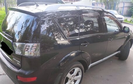 Mitsubishi Outlander III рестайлинг 3, 2008 год, 1 220 000 рублей, 2 фотография