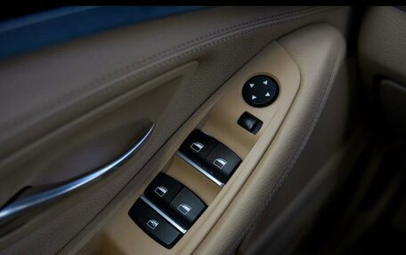 BMW 5 серия, 2013 год, 1 500 000 рублей, 9 фотография
