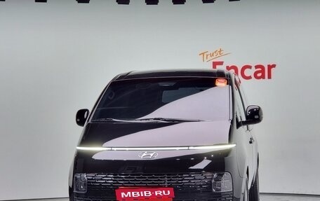 Hyundai Staria, 2022 год, 2 612 000 рублей, 4 фотография