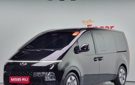 Hyundai Staria, 2022 год, 2 612 000 рублей, 2 фотография