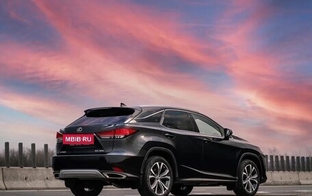 Lexus RX IV рестайлинг, 2022 год, 6 200 000 рублей, 13 фотография