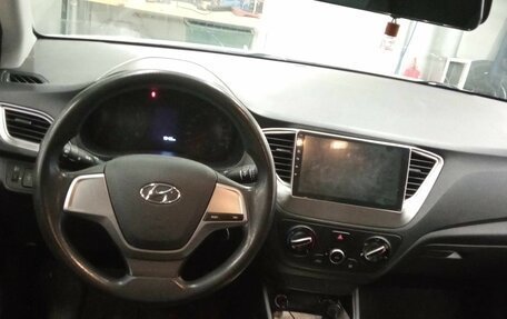 Hyundai Solaris II рестайлинг, 2020 год, 1 250 000 рублей, 5 фотография