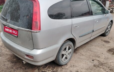 Honda Stream I рестайлинг, 2001 год, 380 000 рублей, 4 фотография