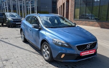 Volvo V40 Cross Country I, 2014 год, 1 280 000 рублей, 2 фотография
