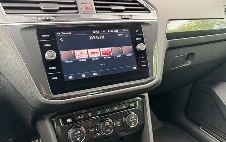 Volkswagen Tiguan II, 2019 год, 3 150 000 рублей, 16 фотография