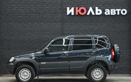 Chevrolet Niva I рестайлинг, 2018 год, 850 000 рублей, 7 фотография