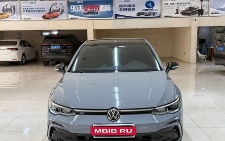 Volkswagen Golf VIII, 2021 год, 2 078 000 рублей, 4 фотография