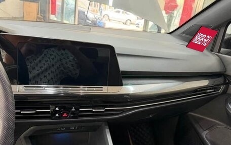 Volkswagen Golf VIII, 2021 год, 2 078 000 рублей, 16 фотография