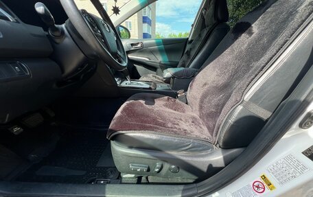 Toyota Camry, 2014 год, 1 900 000 рублей, 8 фотография