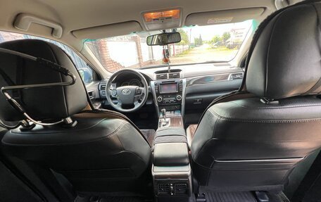 Toyota Camry, 2014 год, 1 900 000 рублей, 7 фотография